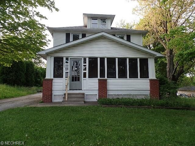 1st image of 13956 E Center St