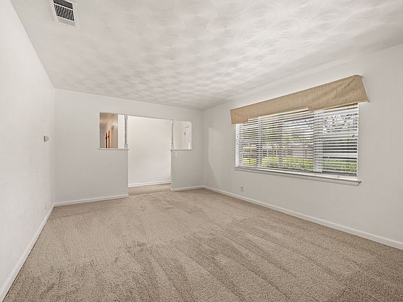 2nd image of 1332 Brookside Dr