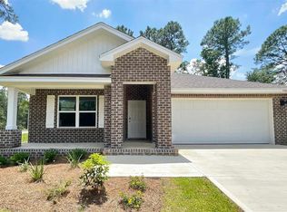 5903 Mills Lake Blvd, Pensacola, FL 32526