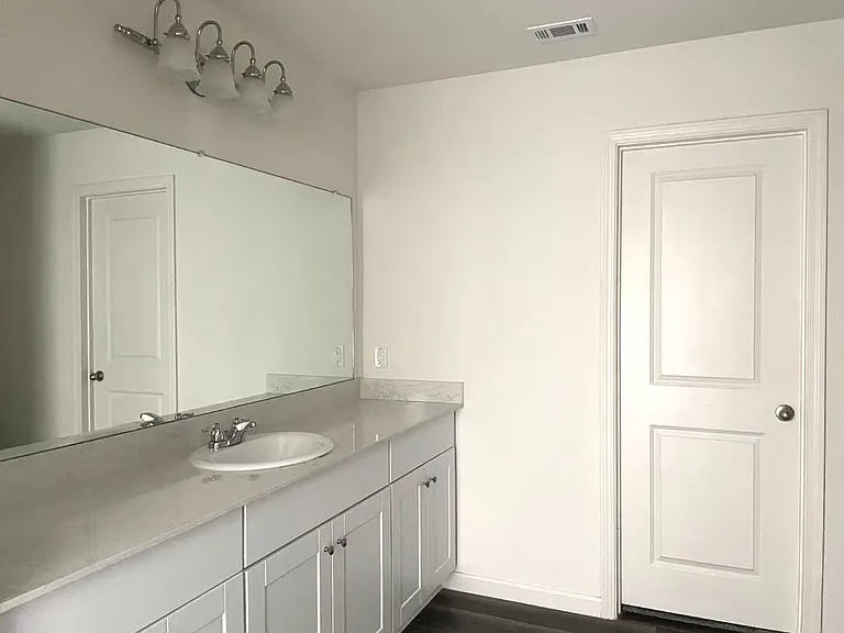 2909 Aspen Dr — Photo 5