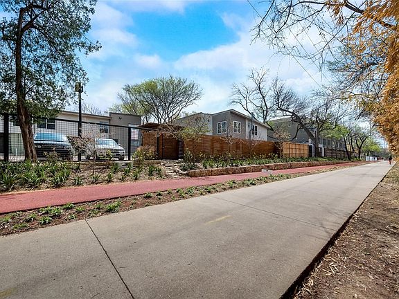4th image of 4241 Buena Vista St APT 8