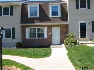 100 Dew Drop Ct, York, PA 17403
