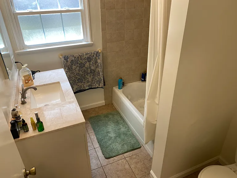 404 Landfair Avenue, Westwood, CA 90024, UNIT #1 - Bathroom