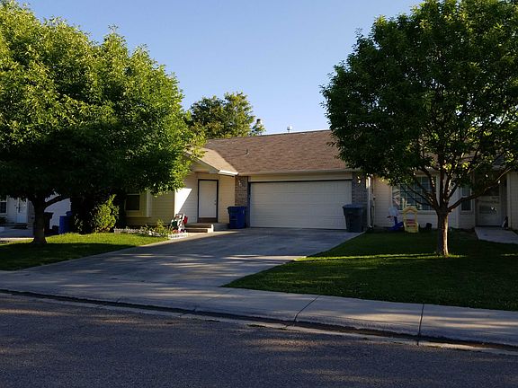 3rd image of 2012 W Eaglecrest Dr