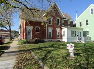 1205 Jackson St, Dubuque, IA 52001