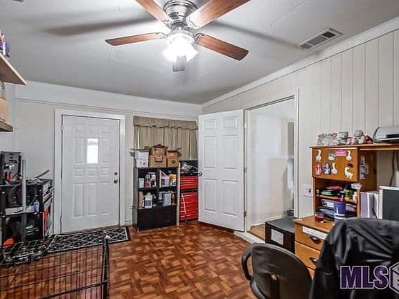 5th image of 9278 Randall Ave