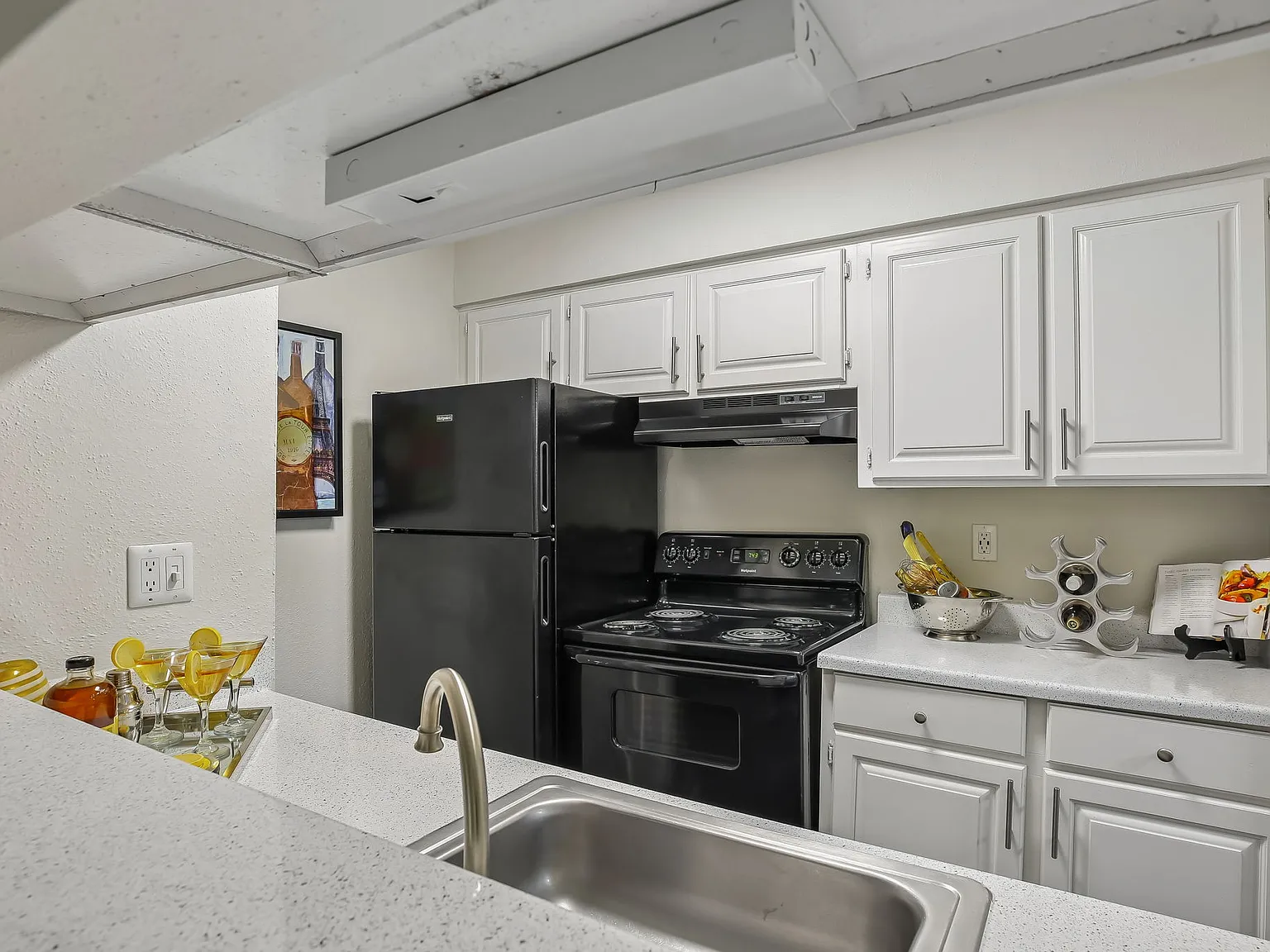 2400 Briarwest Apartments — Photo 3
