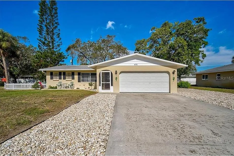 476 W Seminole Dr