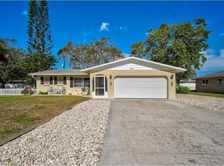 476 W Seminole Dr, Venice, FL 34293