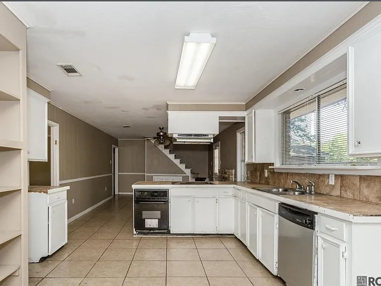 12114 E Glenhaven Dr — Photo 9