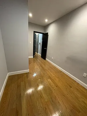 Rented by NY Living Solutions | media 5