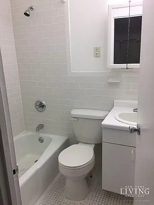 Rented by NY Living Solutions | media 27