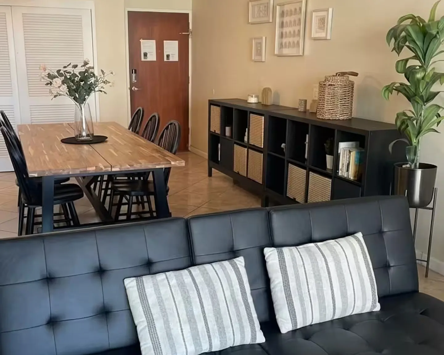 1 bed, 1.5 bath, 904 sqft, $3,980 — Photo 1