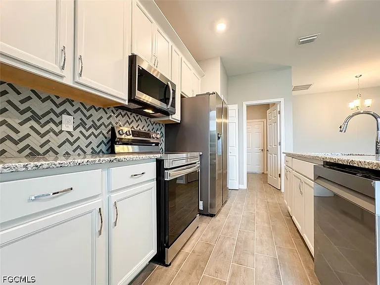 512 NW 25th Ave — Photo 18