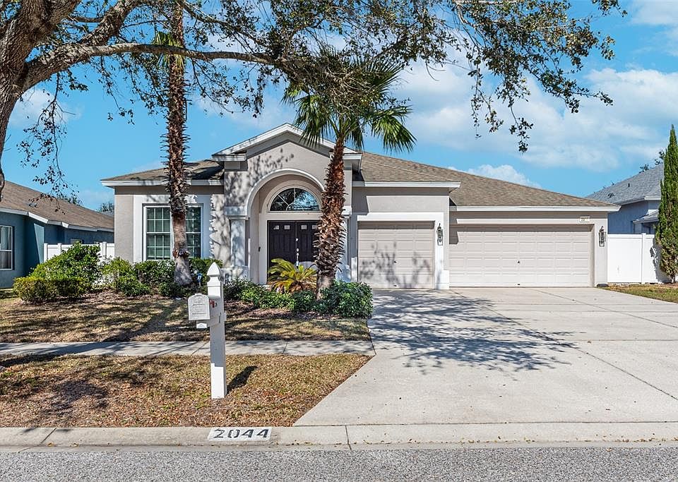 1st image of 2044 Heartland Cir