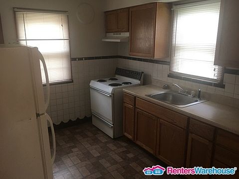 2nd image of 8305 College Ave