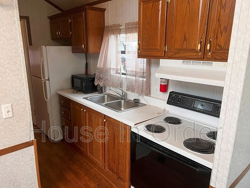 1 bed, 1.0 bath, 524 sqft, $1,195 — Photo 4