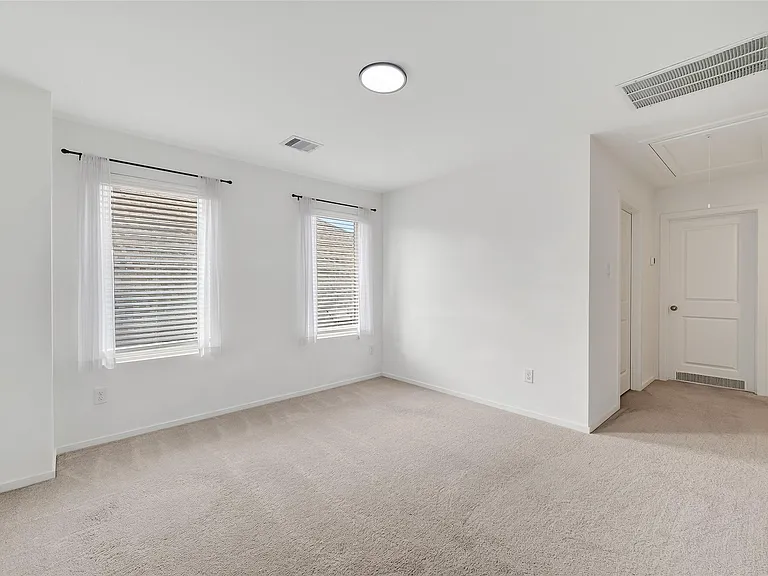 3039 Ash Ray Dr — Photo 23