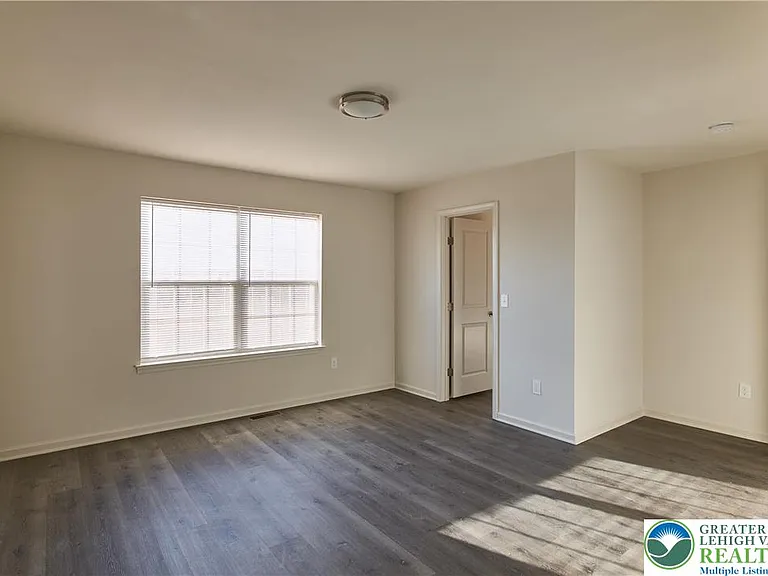 6653 Stein Way — Photo 25