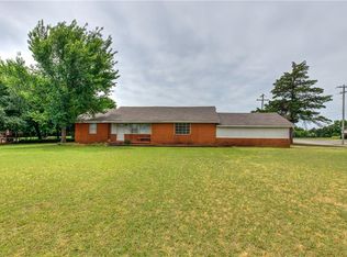 2032 W State Highway 152, Mustang, OK 73064