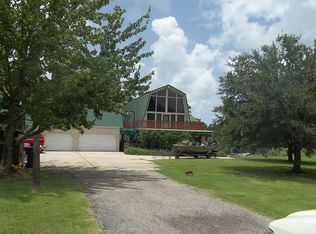 13525 Stennis Ln, Vancleave, MS 39565