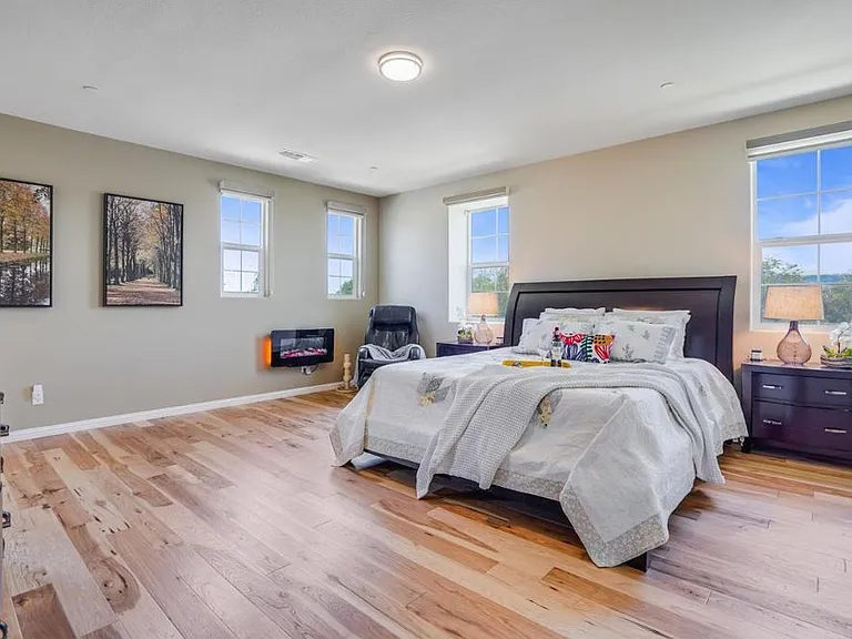 2612 Admiral Cir — Photo 16