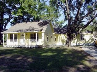 619 Martin St, Chandler, TX 75758