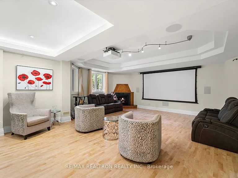 48 Arnold Ave — Photo 39