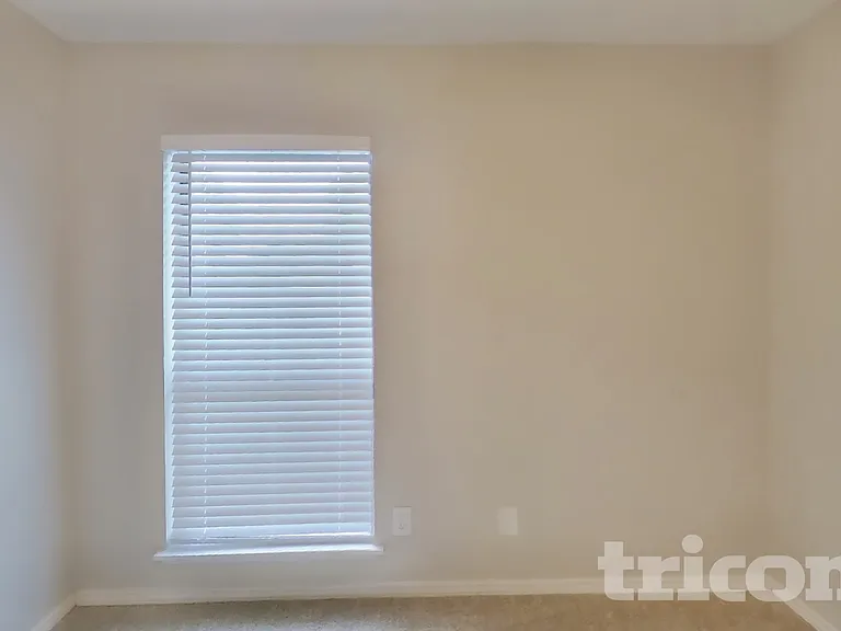 416 Forestwood Dr — Photo 11