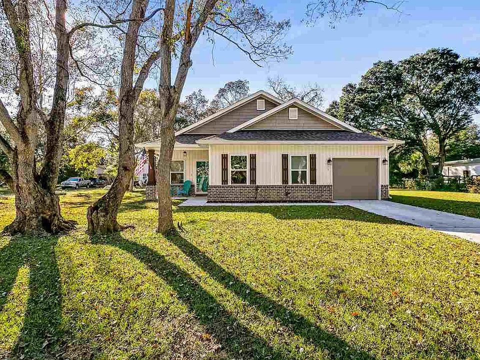 1st image of 34 Camelia Dr