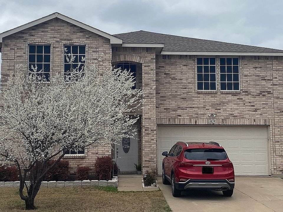 1st image of 1829 Lariat Dr
