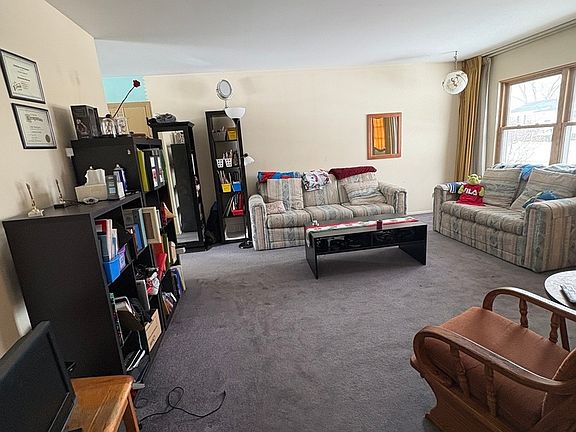 2nd image of 170 Cherrywood Rd