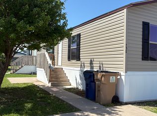 758 E Wilson Dr, Towanda, KS 67144