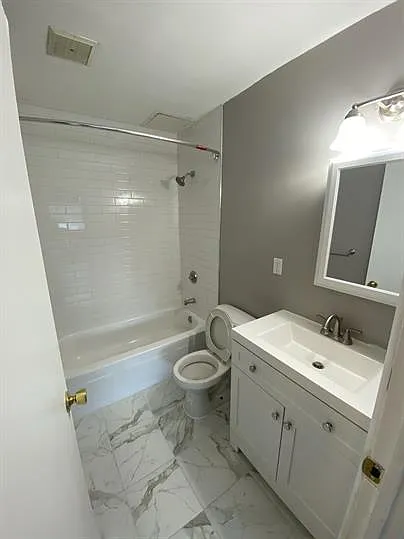 2533 3rd Ave S #25 — Photo 13
