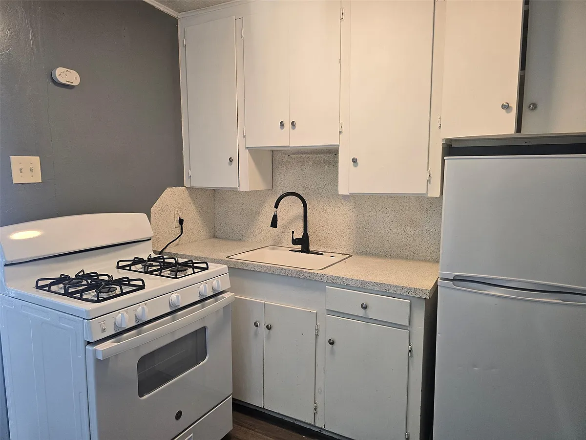 Building Photo - 5105 Timothy St #4