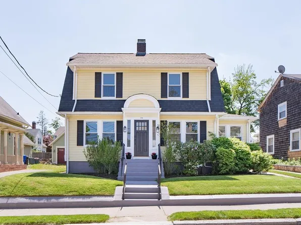115 Marbury Ave, Pawtucket, RI 02860