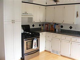 2nd image of 17 Parkview Dr