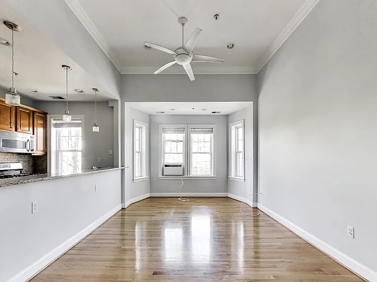 1929 1st St NW #204 — Photo 3