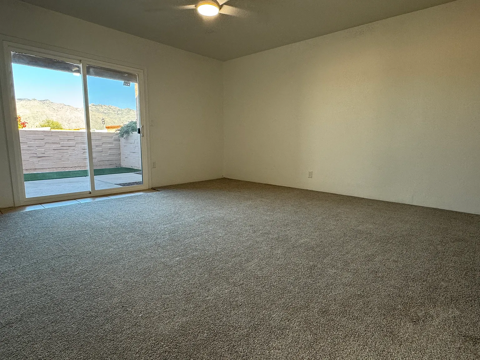 2 bed, 1148 sqft, $1,895 — Photo 3
