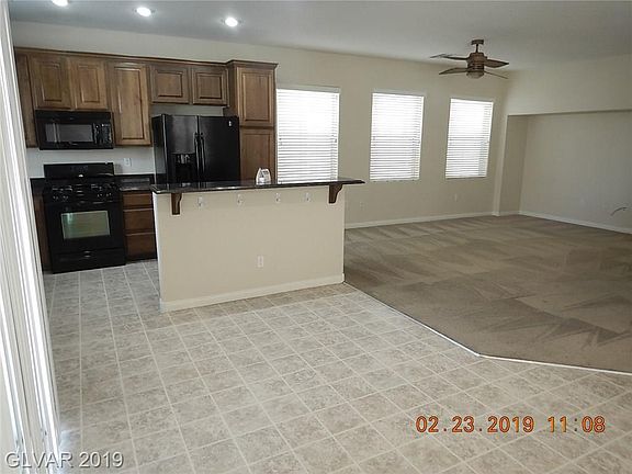 4th image of 9547 Summer Furnace St #0
