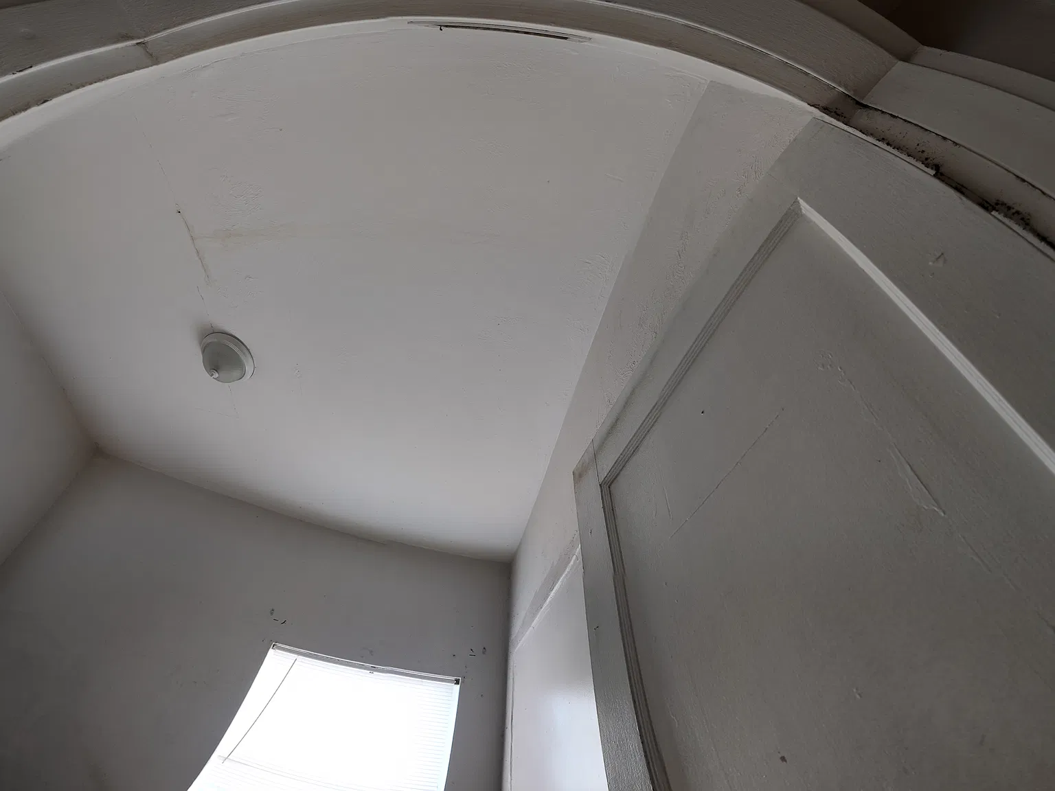 3 bed, 1000 sqft, $1,400 — Photo 4