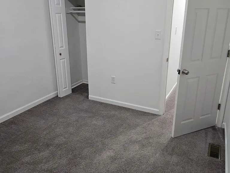 4946 Mulberry St #1 — Photo 8
