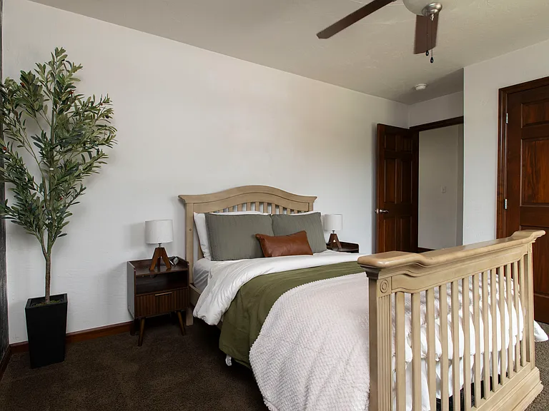 1003 Blackthorne Dr — Photo 16