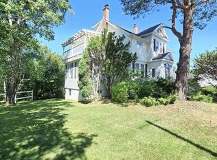 142 Shandwick St, Sydney, NS B1P4V6
