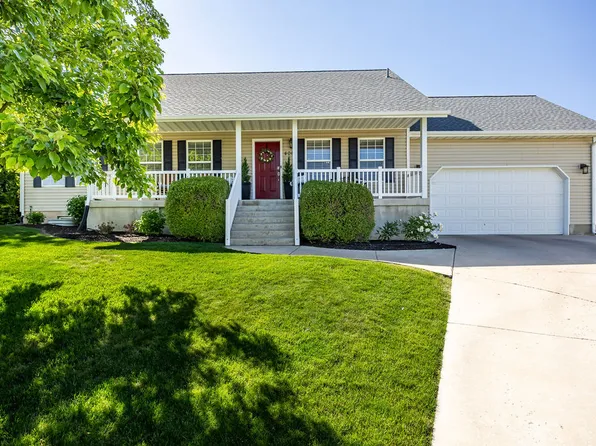 406 Meadow Ln, Providence, UT 84332