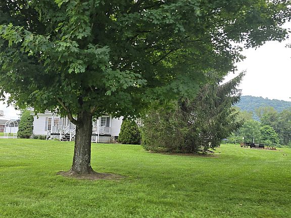 2nd image of 120 School House Rd