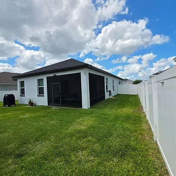 16804 Meadows St — Photo 21