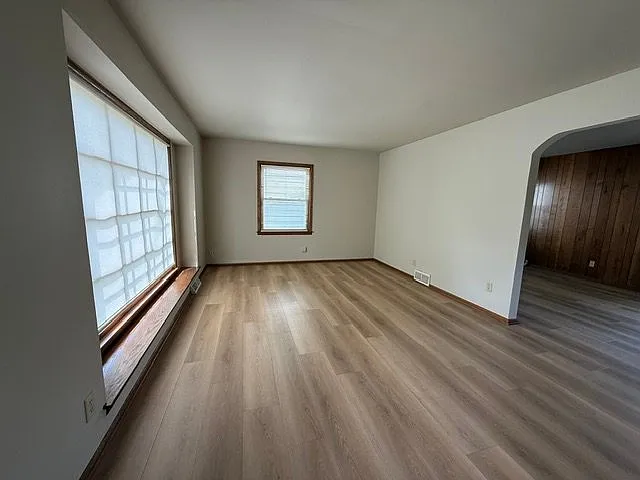 7759 W Beloit Rd — Photo 13