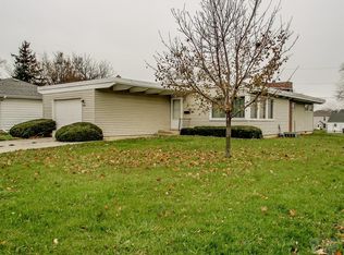 1819 12th St, Eldora, IA 50627