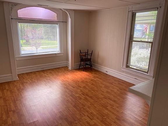2nd image of 424 W Front St #424